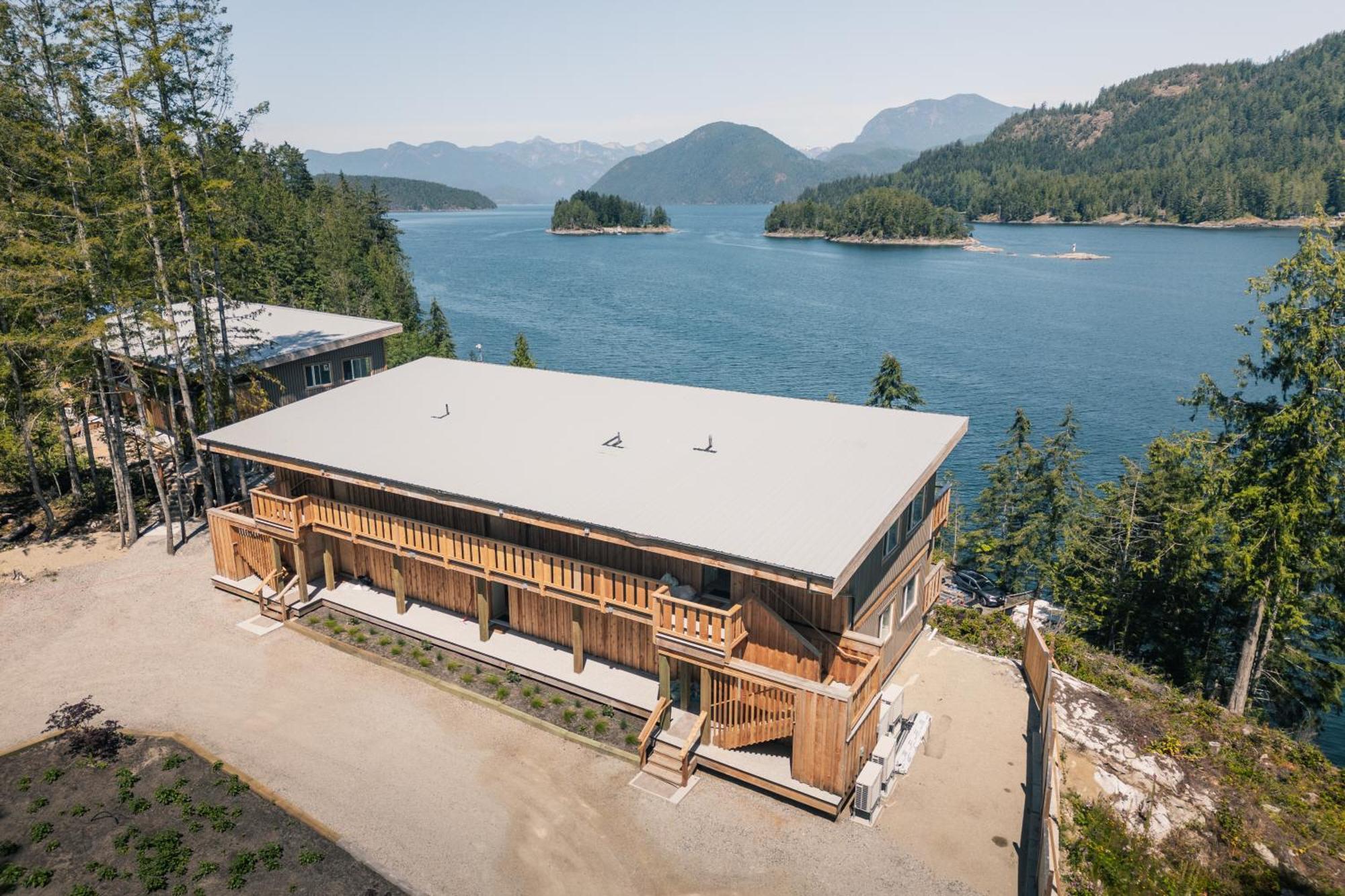 West Coast Wilderness Lodge Egmont Εξωτερικό φωτογραφία